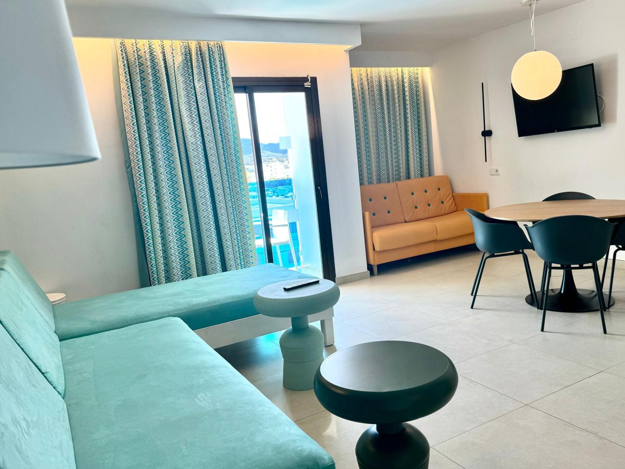 Apartment Boutique Poniente Playa San Antonio (Ibiza)