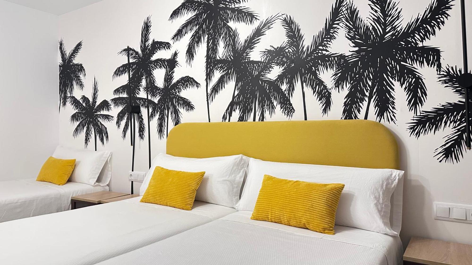 Boutique Poniente Playa 2* San Antonio (Ibiza)