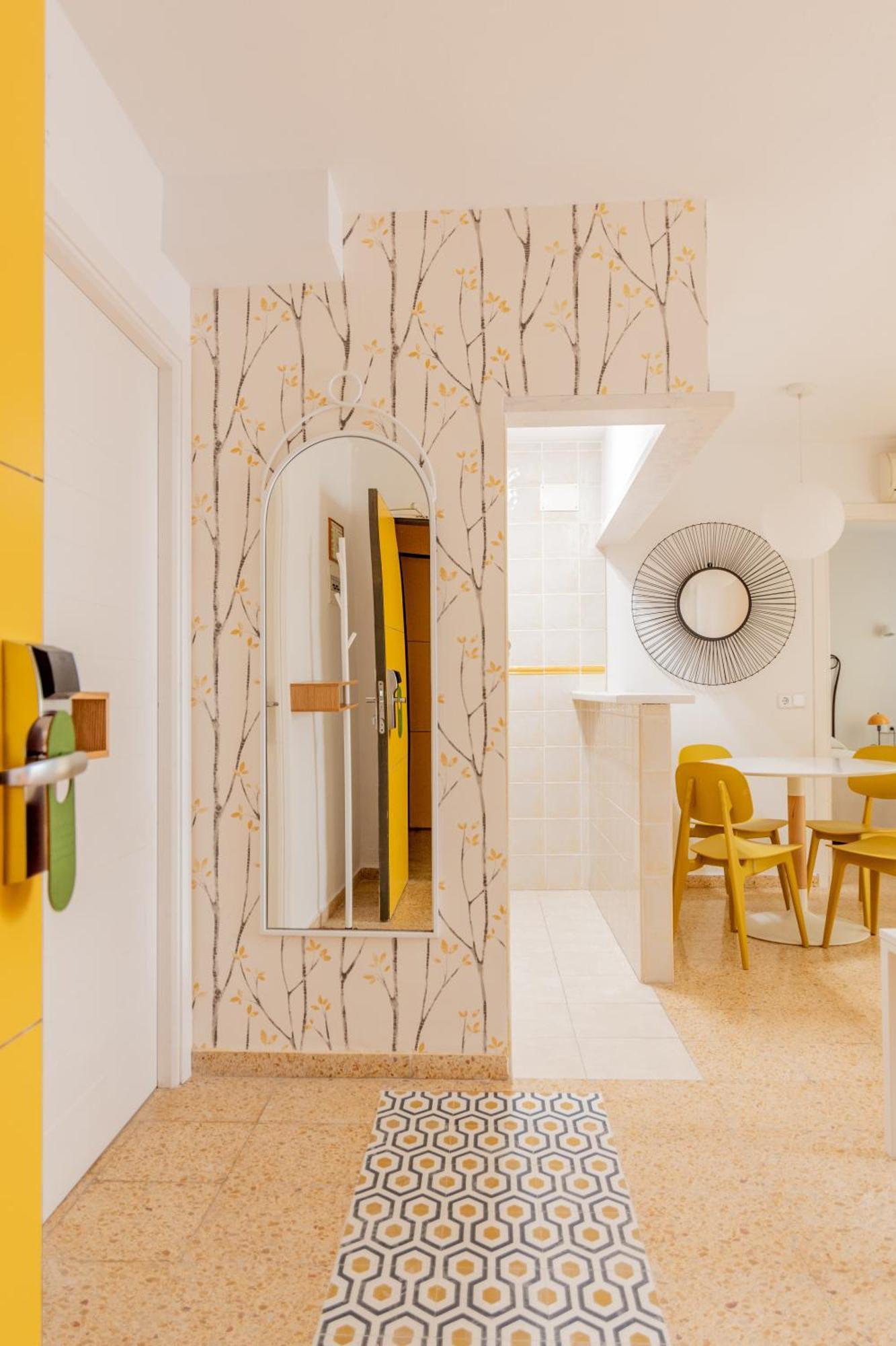 Boutique Poniente Playa Apartament 2*