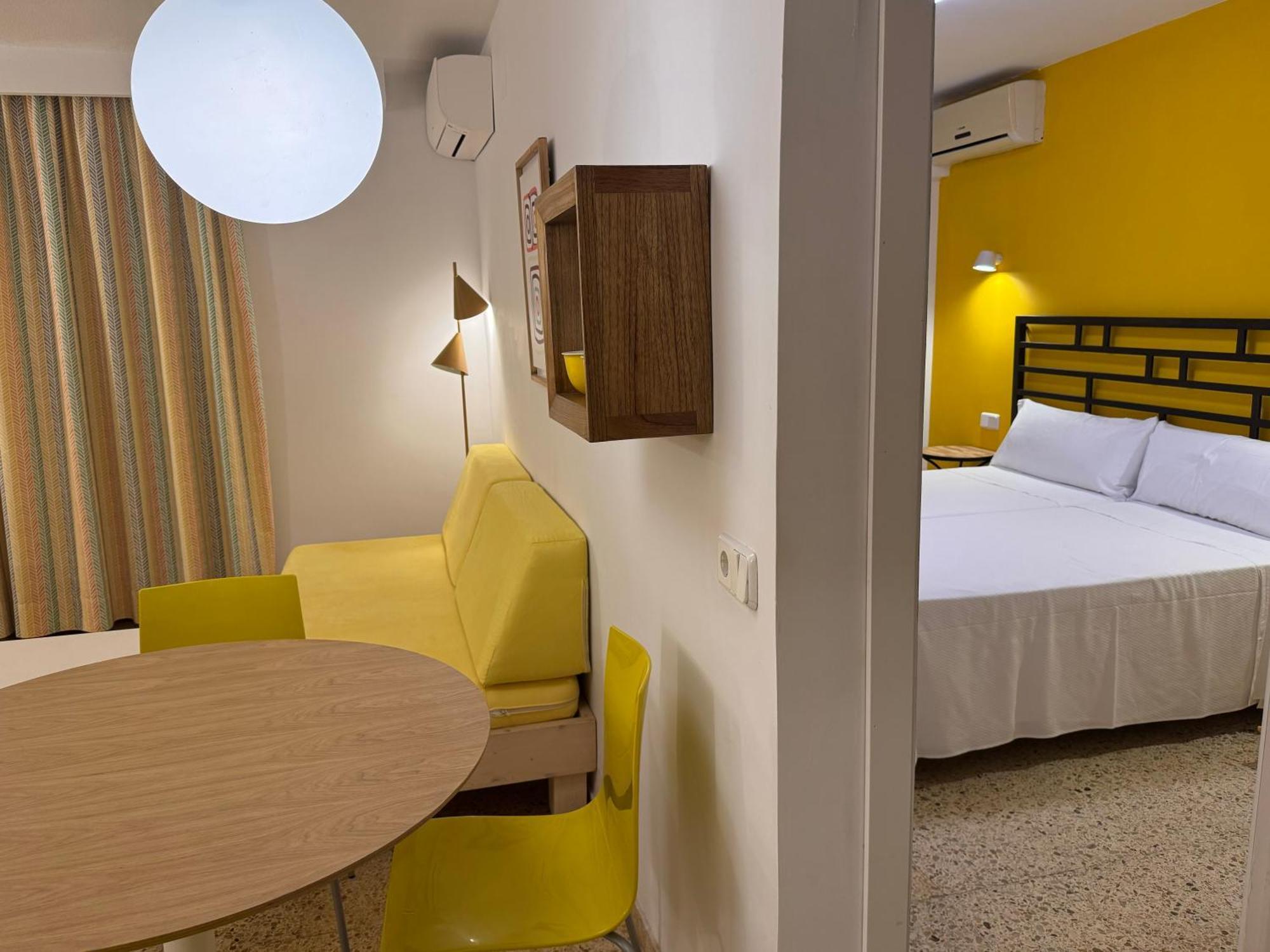 Boutique Poniente Playa Apartament Sant Antoni de Portmany